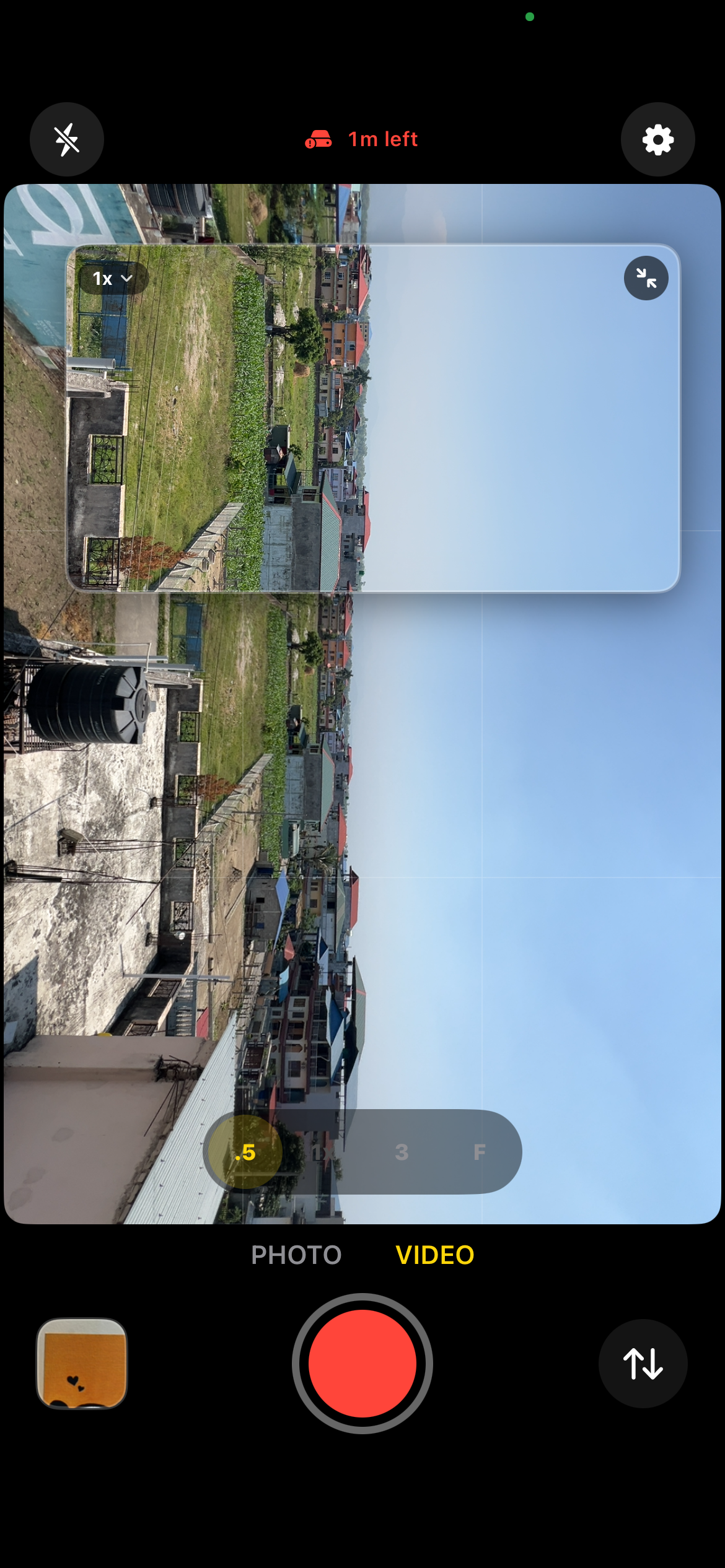 DoubleFrame recording portrait and landscape simultaneously